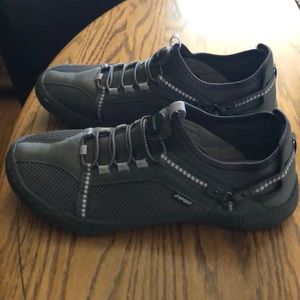 Jambu Dark Gray & Orchid Tahoe Encore Sneaker